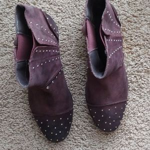 Metaphor ankle bootie boots 8 low heel